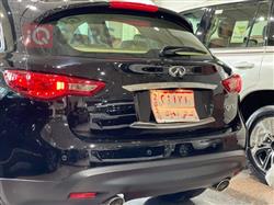 انفنتي QX70